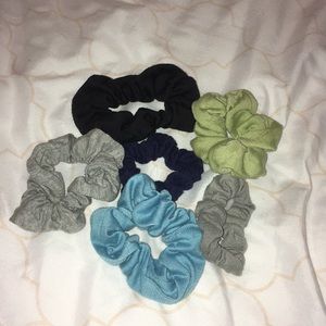 6 Pack of Scrunchies